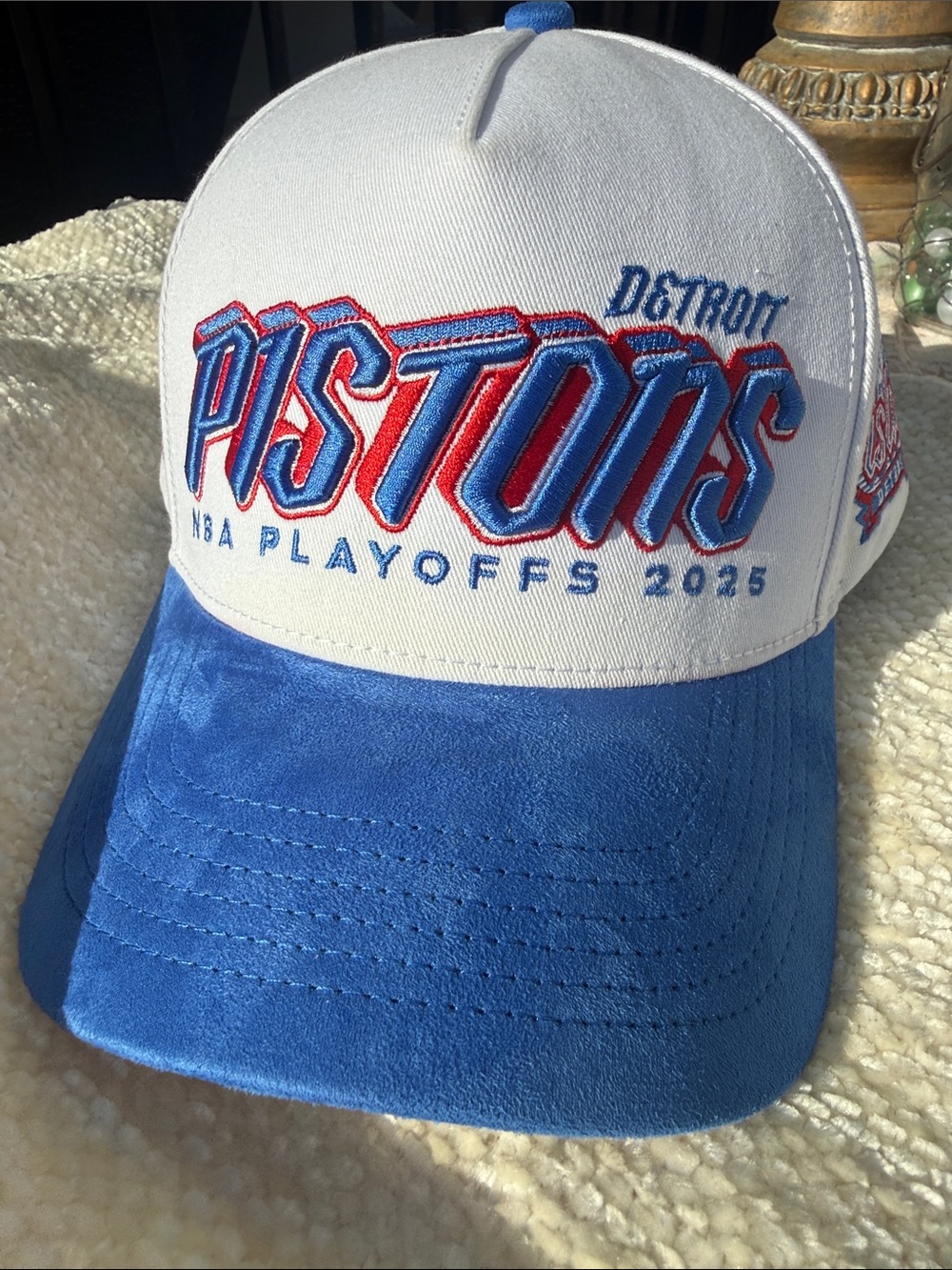 Exclusive Mens Mitchell & Ness White and Blue Detroit Pistons Playoffs Hat